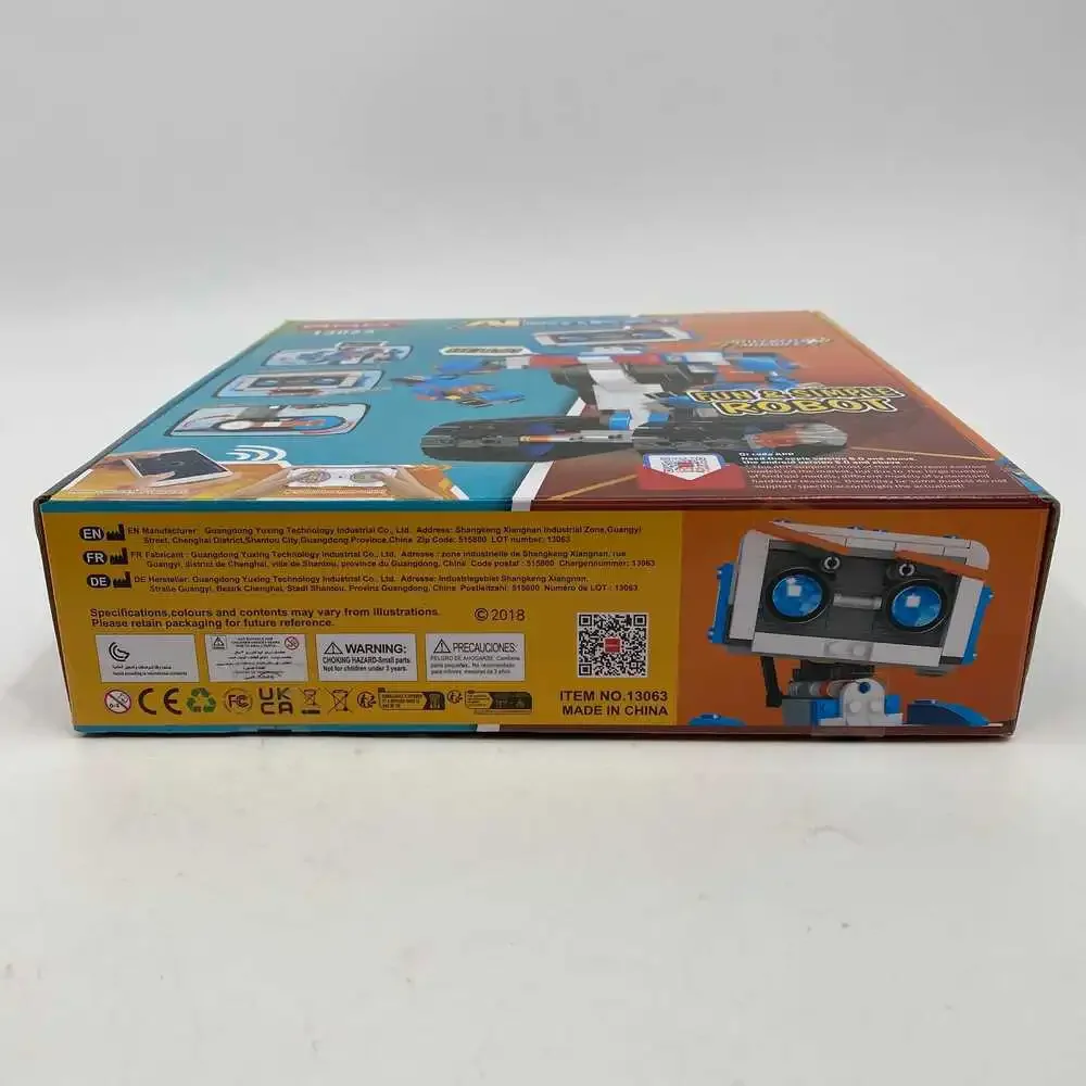 OKK Fun & Simple Robot Action Figure | OS Boys Regular